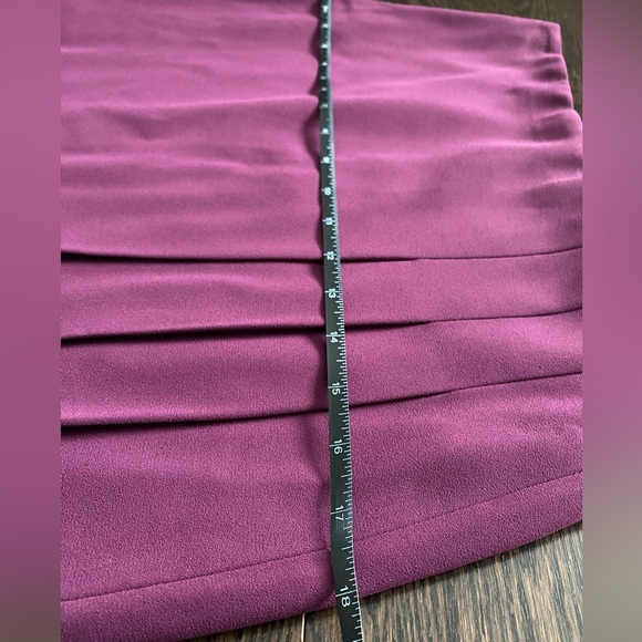 NWT ALICE + OLIVIA Semira Pleated A-line Mini Skirt Size 4 Boysenberry - Picture 13 of 14